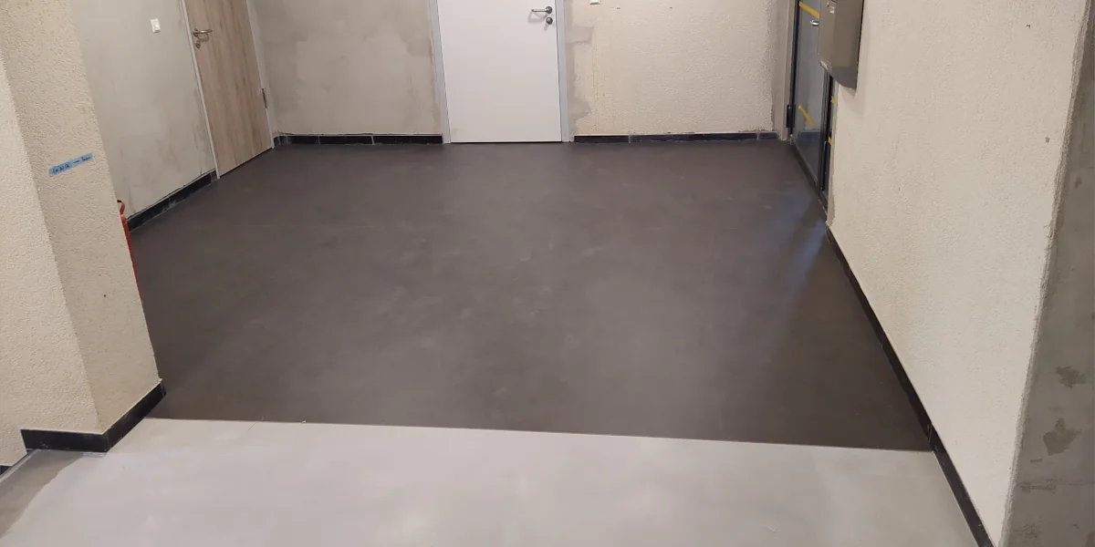 Neuer Bodenbelag im 1. OG